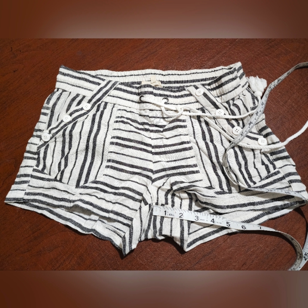 Jolt Striped Black and White Women Shorts - Picture 2 of 8